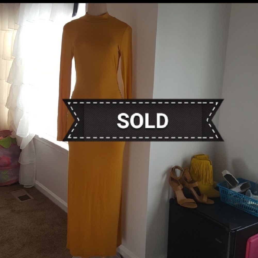 LONG MUSTARD COLOR BACKLESS DRESS